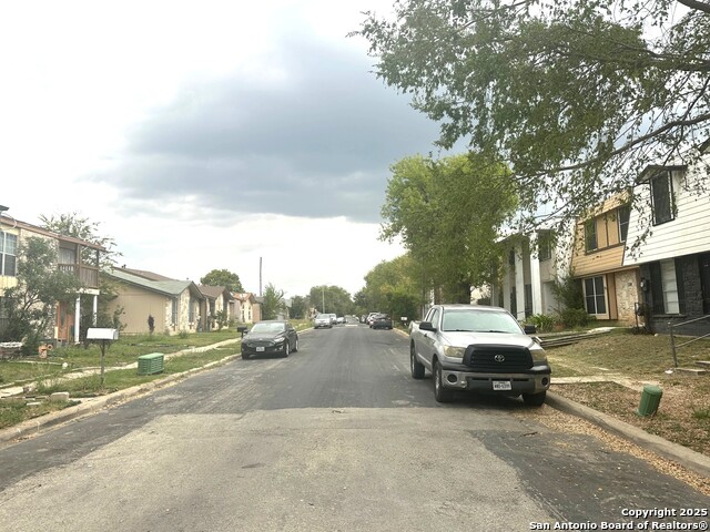 Image 6 of 31 For 1326 Klondike