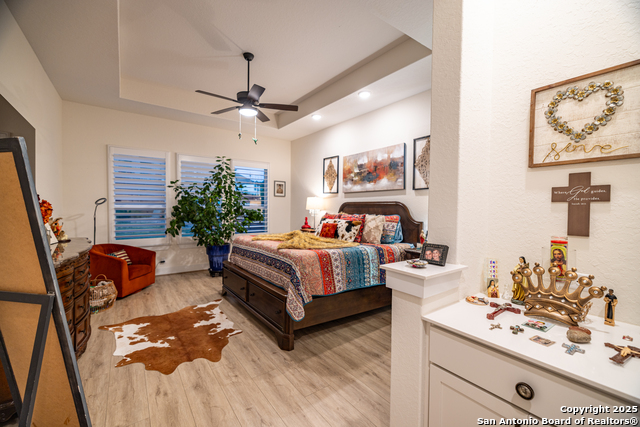 Image 20 of 30 For 24814 Resort