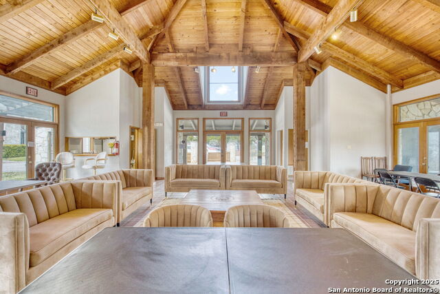 Listing photo id 24 for 805 Loop 534  122