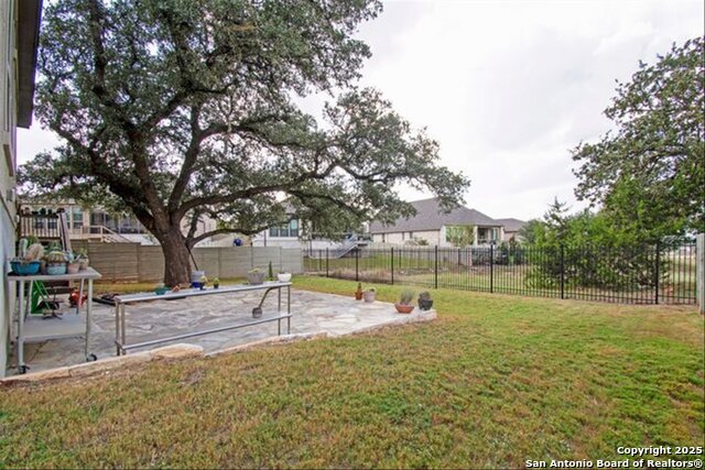 Image 32 of 34 For 421 Chinkapin