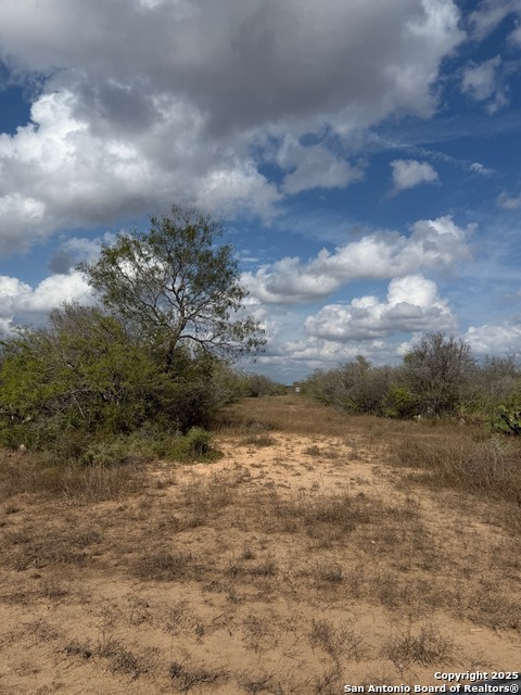 Image 14 of 23 For 00 Simpson Ranch Rd