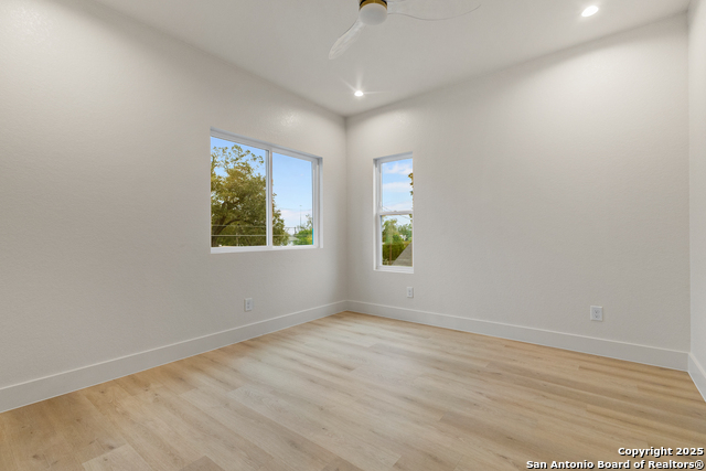 Image 21 of 42 For 235 Oelkers