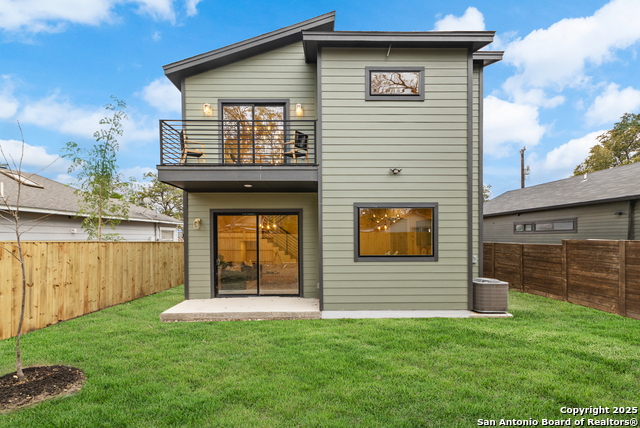 Image 34 of 42 For 235 Oelkers