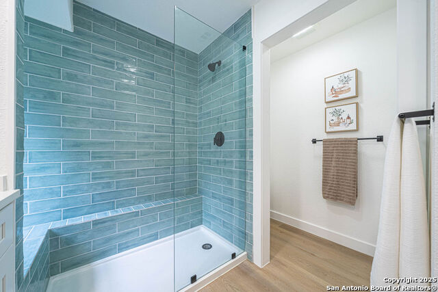 Image 19 of 42 For 6306 Lakewood