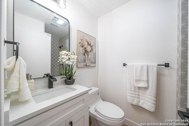 Image 30 of 42 For 6306 Lakewood