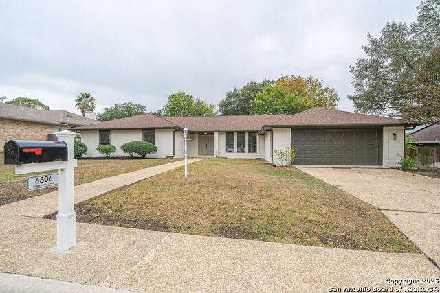 Image 34 of 42 For 6306 Lakewood