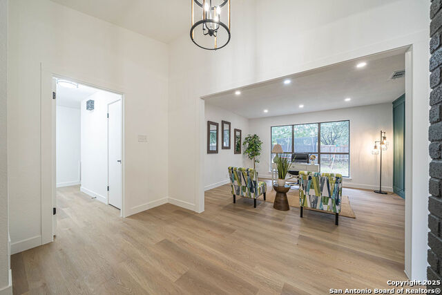 Image 5 of 42 For 6306 Lakewood