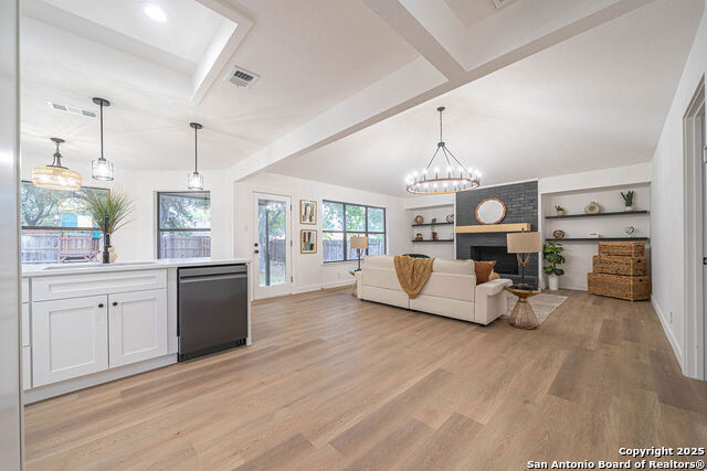 Image 8 of 42 For 6306 Lakewood