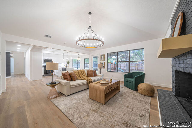 Image 9 of 42 For 6306 Lakewood