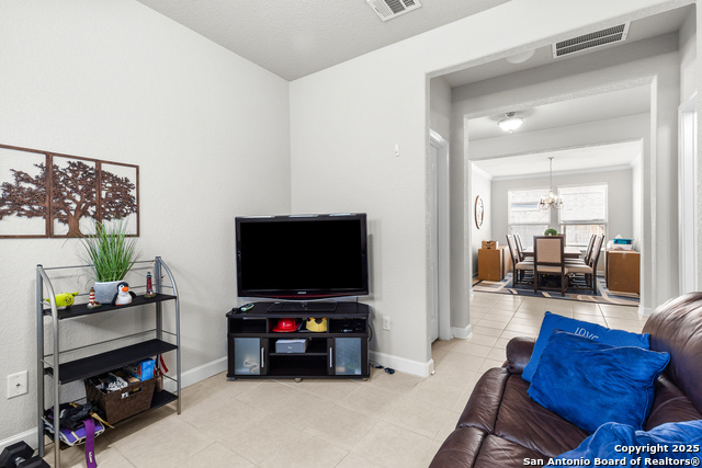 Image 17 of 42 For 5117 Arrow Rdg