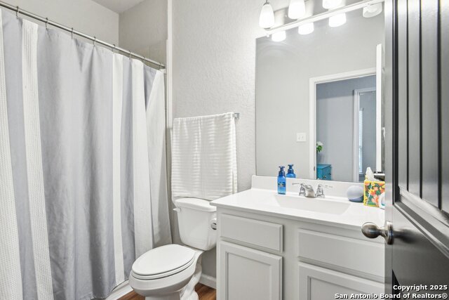 Image 16 of 28 For 10430 Barbeque Bay