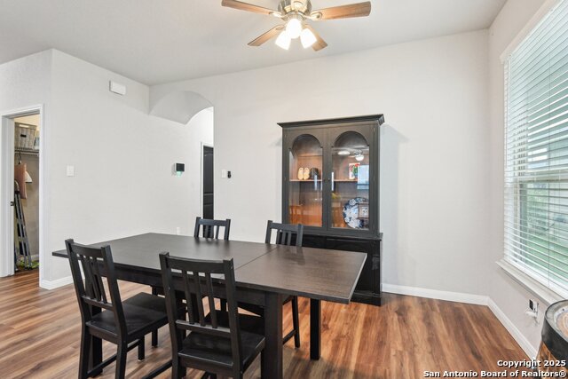 Image 9 of 28 For 10430 Barbeque Bay