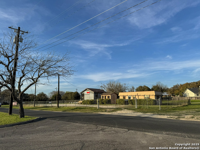 Image 7 of 9 For 119 Ebner  