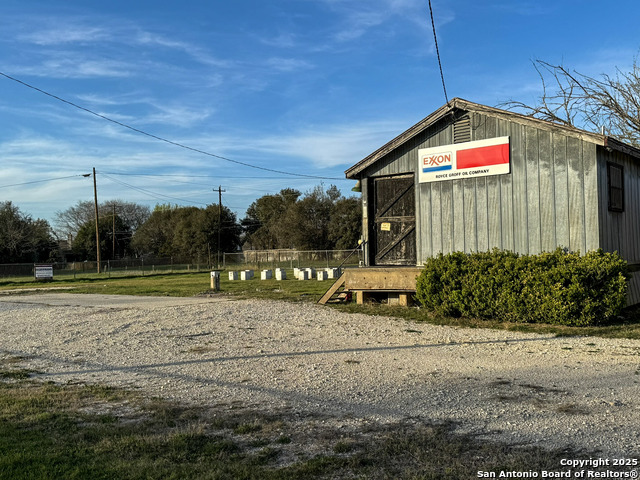 Image 8 of 9 For 119 Ebner  