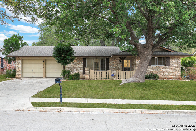 Details for 310 Quivira  , Universal City, TX 78148