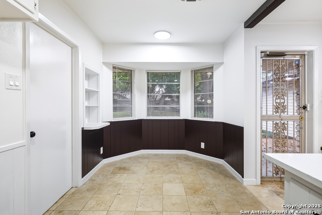 Image 17 of 37 For 310 Quivira  