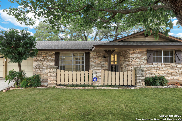 Image 2 of 37 For 310 Quivira  