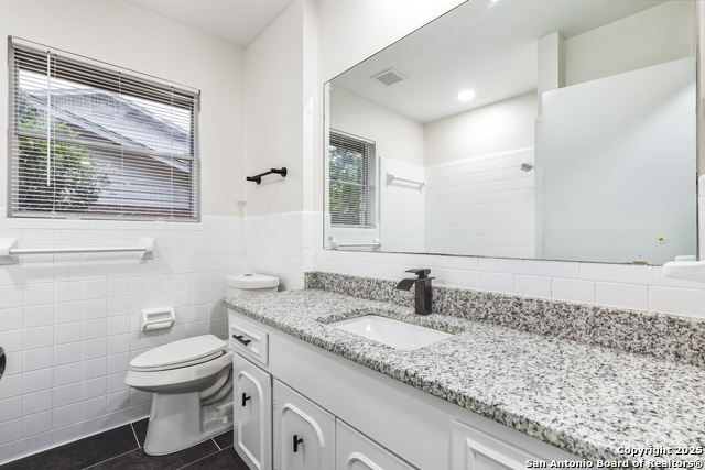 Image 27 of 37 For 310 Quivira  