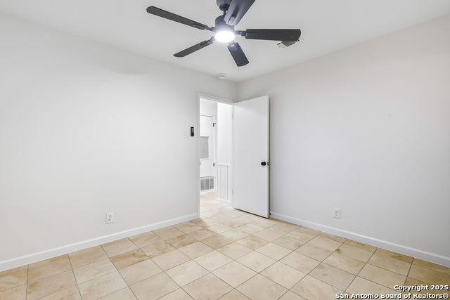 Image 30 of 37 For 310 Quivira  