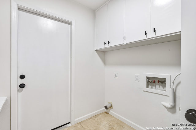 Image 32 of 37 For 310 Quivira  