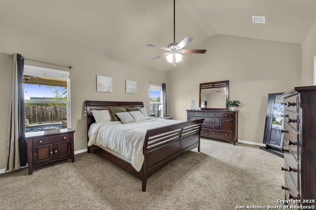 Image 22 of 25 For 945 Lauren