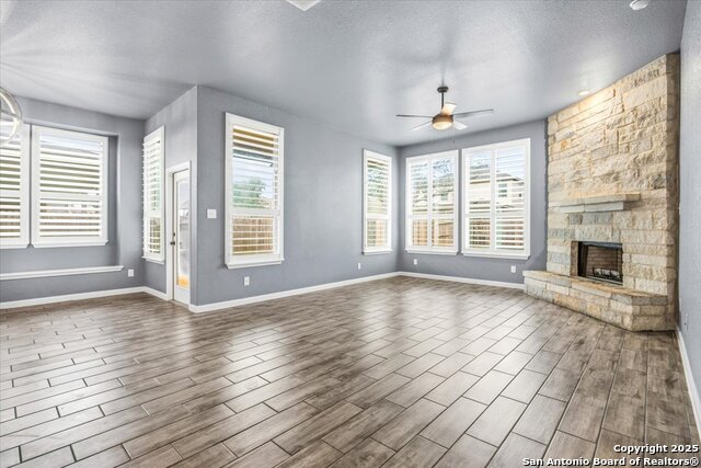 Image 11 of 39 For 22602 Carriage