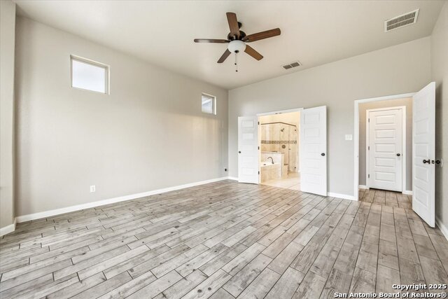 Image 15 of 39 For 22602 Carriage