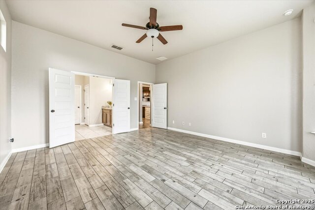 Image 16 of 39 For 22602 Carriage