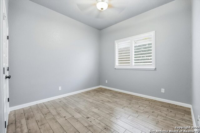 Image 23 of 39 For 22602 Carriage