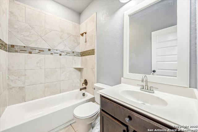 Image 33 of 39 For 22602 Carriage