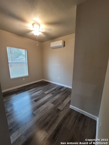 Image 3 of 6 For 1714 Salinas