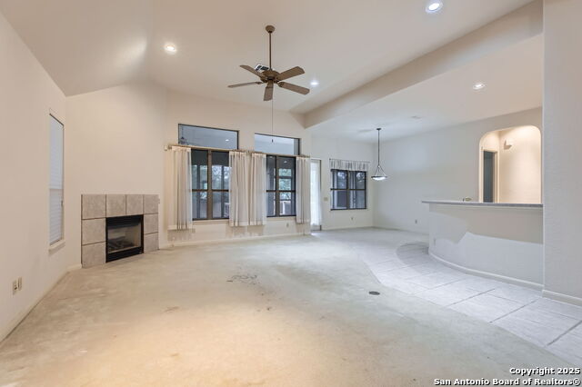 Image 10 of 29 For 18522 Emerald Forest