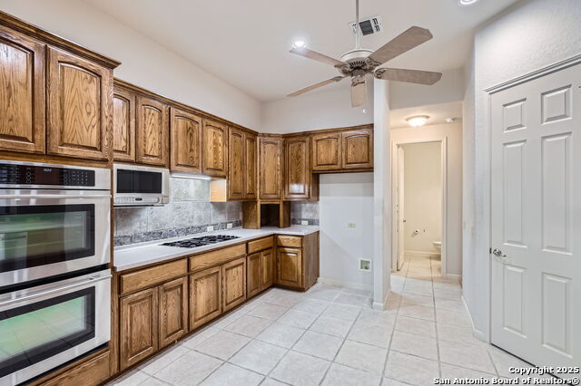 Image 15 of 29 For 18522 Emerald Forest