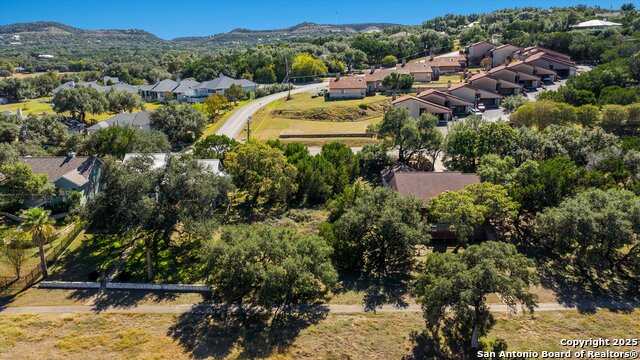 Listing photo id 9 for 251 Watts  