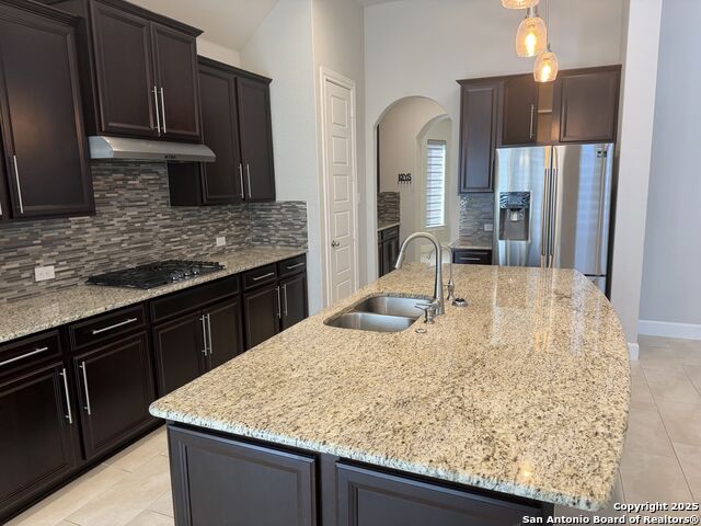 Image 13 of 32 For 22818 Denali