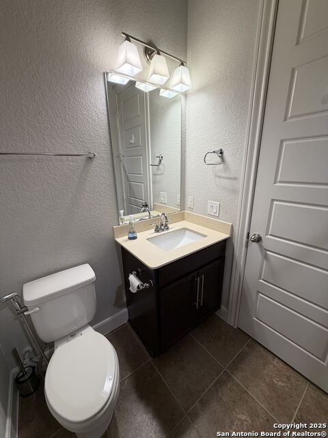 Image 20 of 32 For 22818 Denali