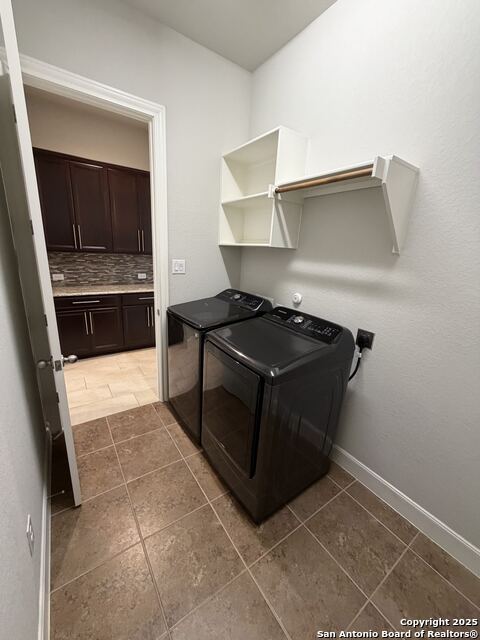 Image 22 of 32 For 22818 Denali