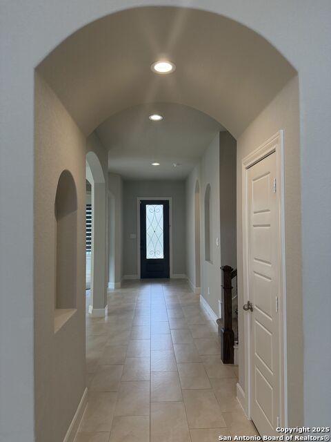 Image 6 of 32 For 22818 Denali