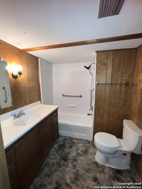 Image 16 of 20 For 333 Tamarack