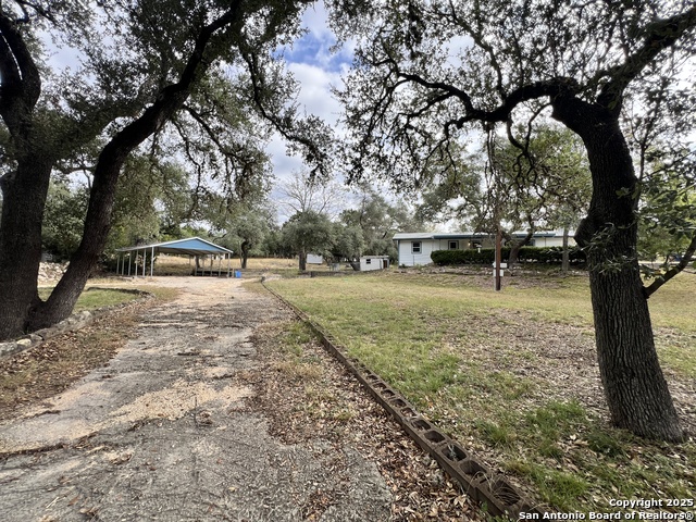 Image 2 of 20 For 333 Tamarack