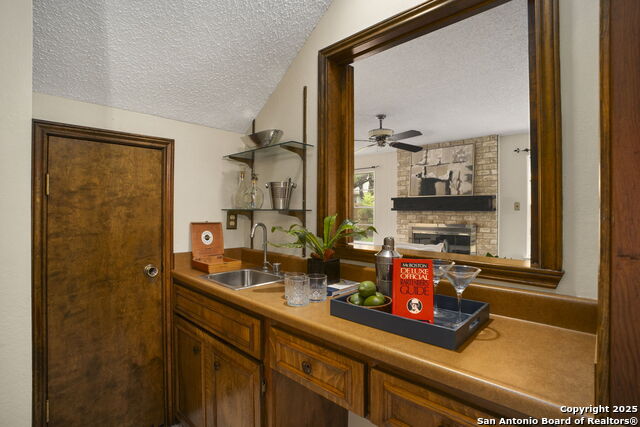 Image 12 of 42 For 2527 Cedar Glen