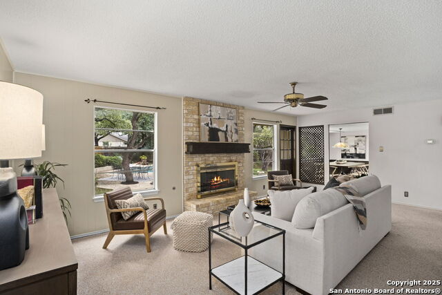 Image 14 of 42 For 2527 Cedar Glen