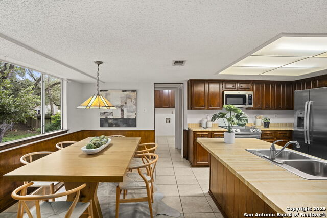 Image 17 of 42 For 2527 Cedar Glen