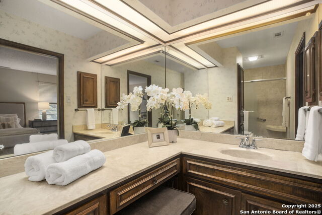 Image 25 of 42 For 2527 Cedar Glen