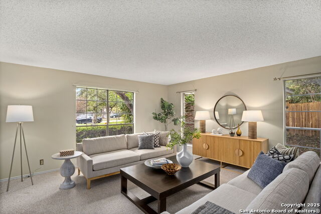 Image 6 of 42 For 2527 Cedar Glen