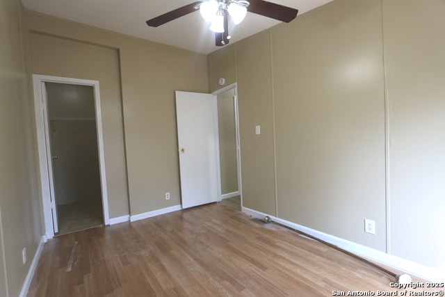 Image 20 of 28 For 221 Lost Trail