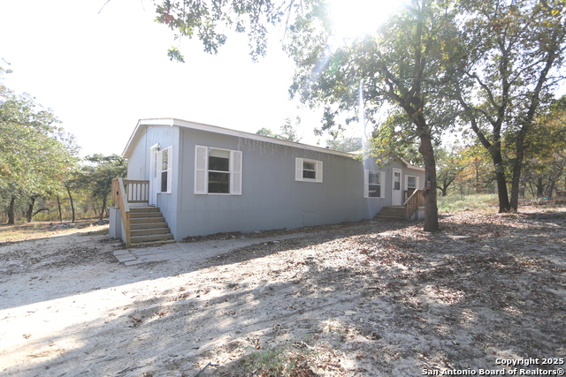 Image 23 of 28 For 221 Lost Trail