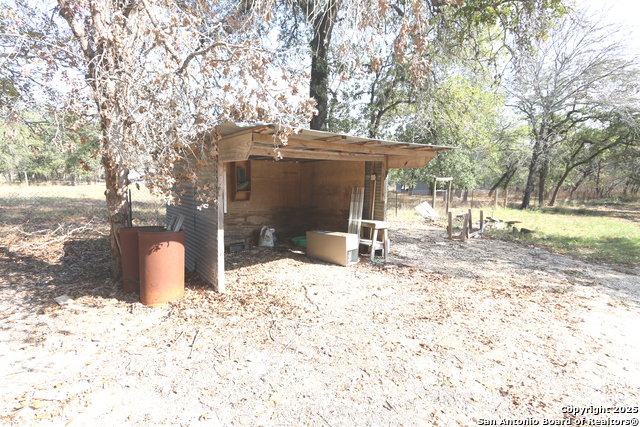 Image 27 of 28 For 221 Lost Trail