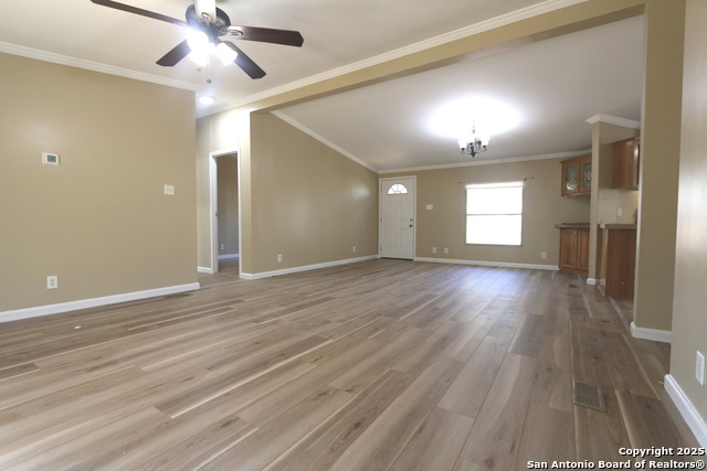 Image 5 of 28 For 221 Lost Trail