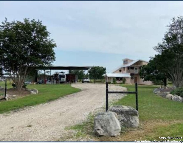 Listing photo id 2 for 7193 Old Talley Rd 7